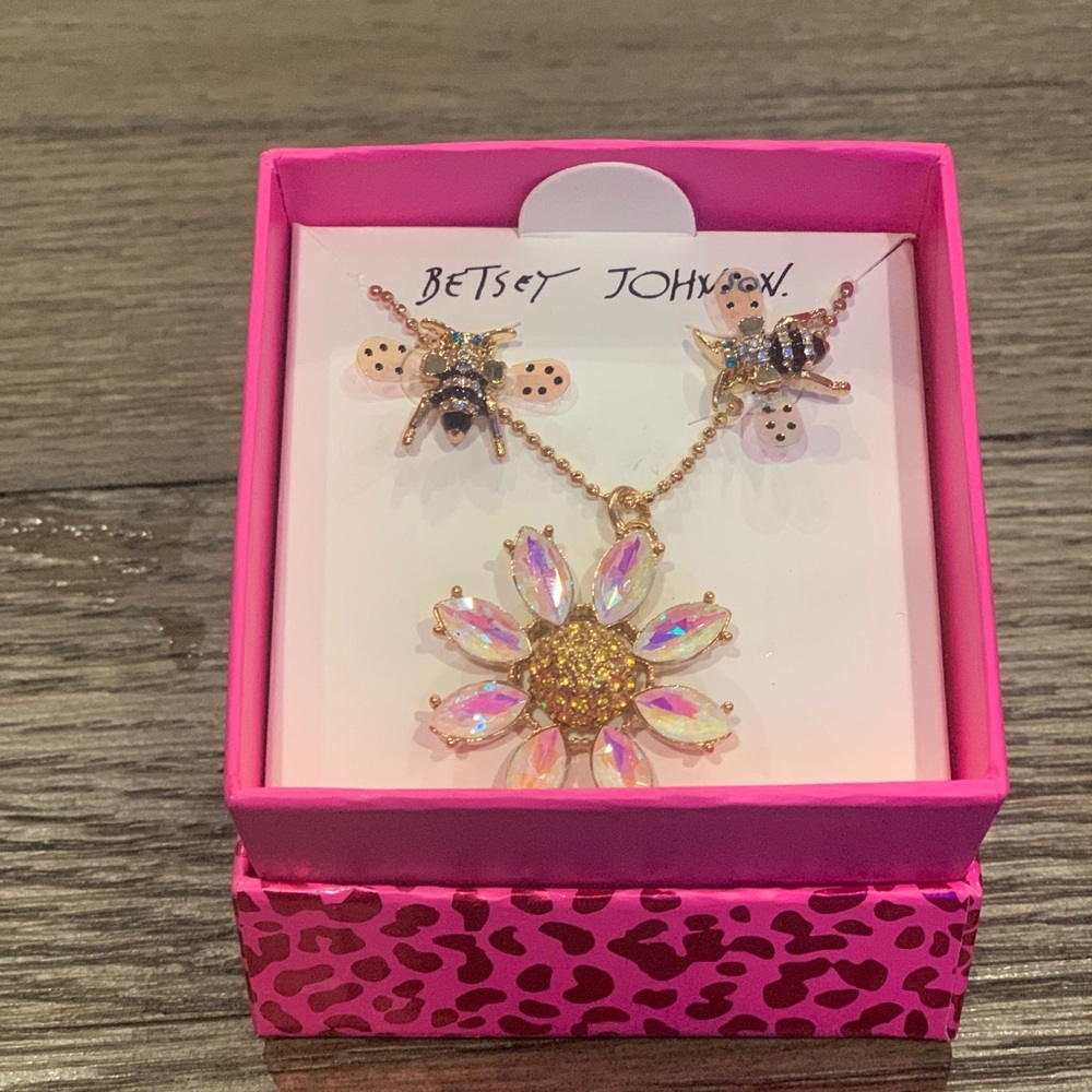 Betsey Johnson necklace and earrings